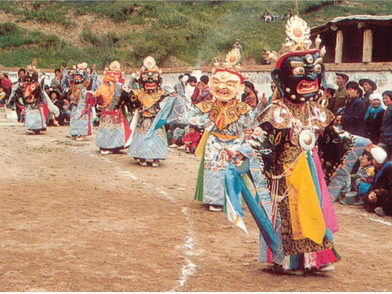 赣美版小学美术四下 18.面具 课件03