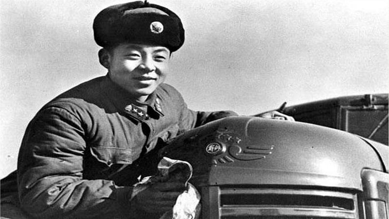 部编版(五四制)语文二年级下册 5 雷锋叔叔,你在哪里(课件)02