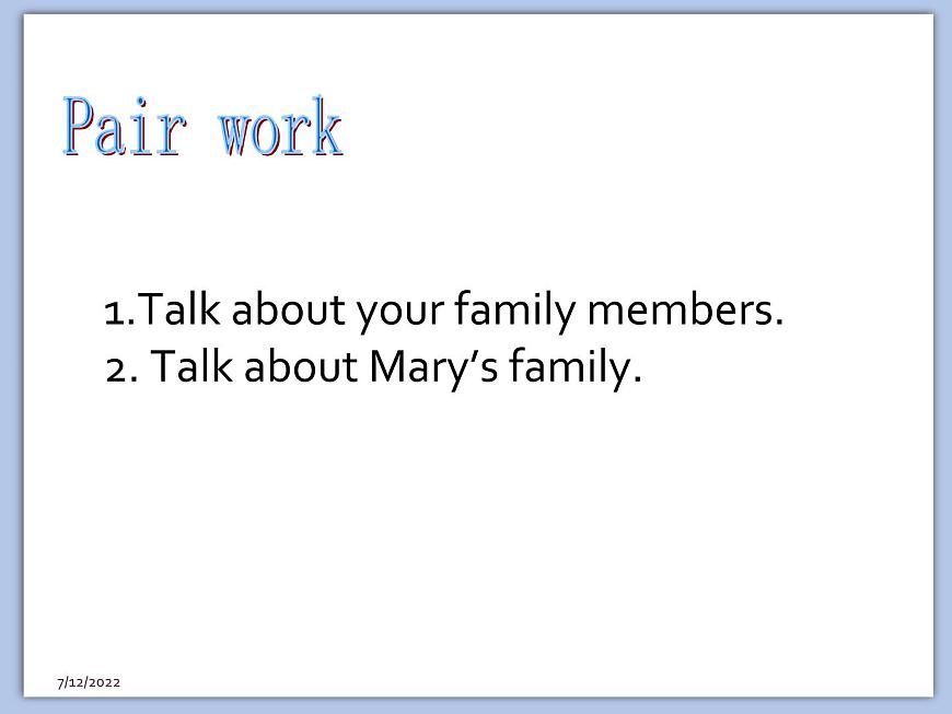 北師大初中英語7上Get Ready《Topic c Your family》課件ppt第2頁