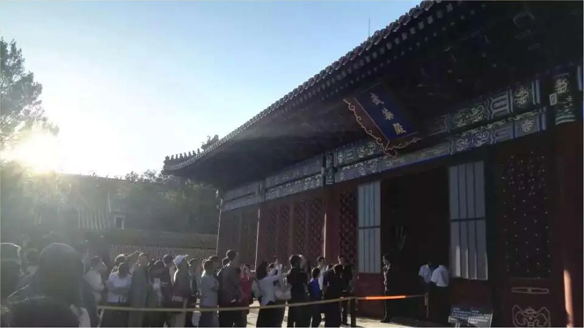 课件—人教版 (新课标)高中历史必修3 3-10《充满魅力的书画和戏曲艺术》第3页