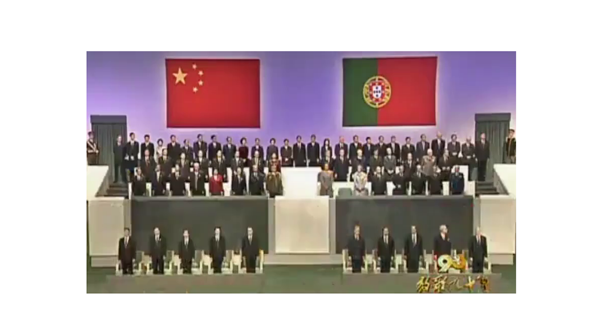 18656046第3页
