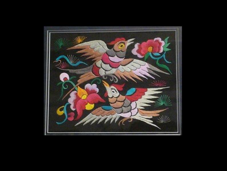 美术桂美版第10课苗绣课文内容ppt课件