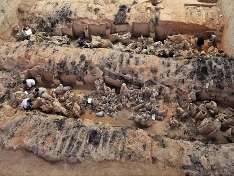 桂美版四年级下册 美术 13有动感的雕塑  课件07