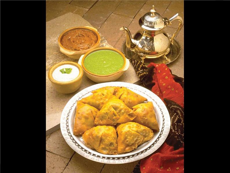 冀美版小学美术四下 5.节日的餐桌 课件第5页