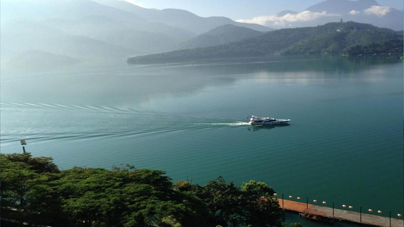 部编版语文二上第四单元 任务二 活动三：日月潭浏览图（课件PPT+教案+导读单）02