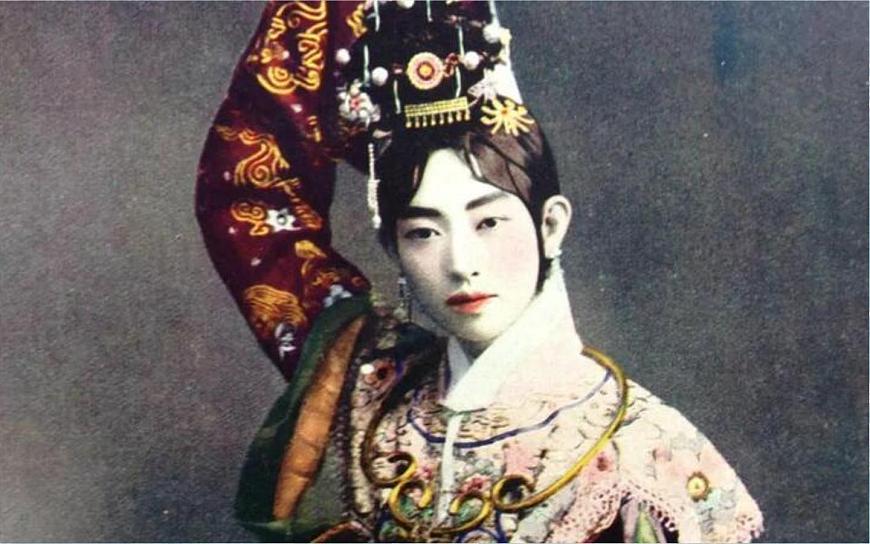 人教统编版25秋新教材小学四年级语文上册第七单元23.梅兰芳蓄须课件第5页