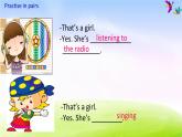 外研版（一起）二下Module 2《Unit 1 She’s listening to the radio》ppt課件2