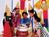 小學英語 冀教課標版 四年級上冊 Lesson 6 Betty's Clothes課件