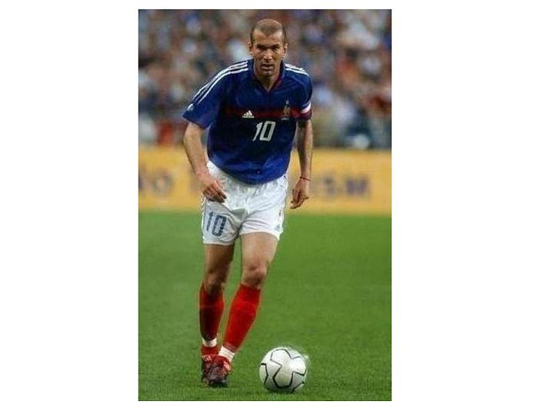 五年级上册英语课件－Unit2 She looks cute(Lesson10) ｜人教精通版 (共14张PPT)04