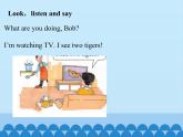 接力版（三年级起点）小学英语五年级上册   Lesson 8   The pandas are playing football!   课件