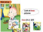 外研版（三起）四年級上M2U1She is reading a book 課件