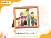 Unit 3 My family Lesson 2 課件 英語人教精通版（2024）三年級下冊