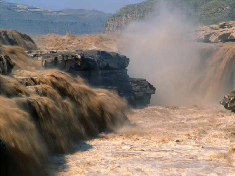 部编版七年级语文下册--5.黄河颂（课件2）第3页