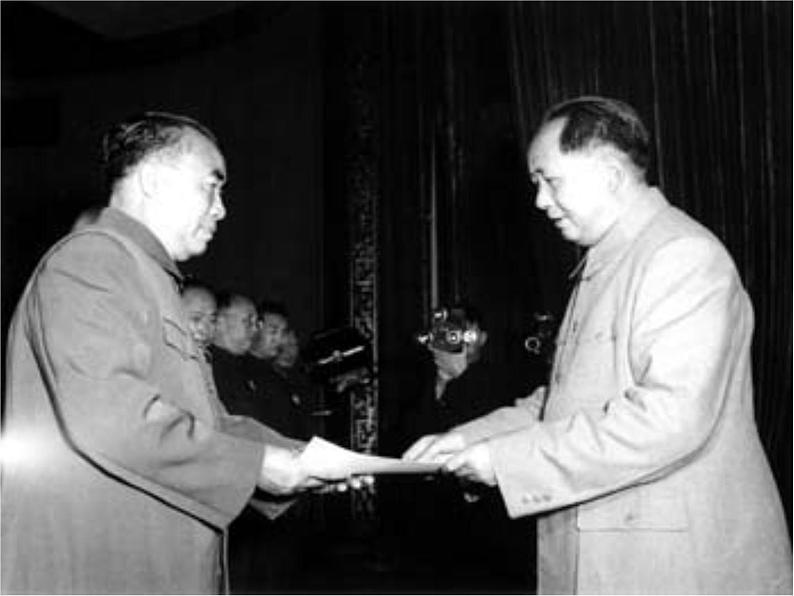 八上6、回忆我的母亲同步课件07