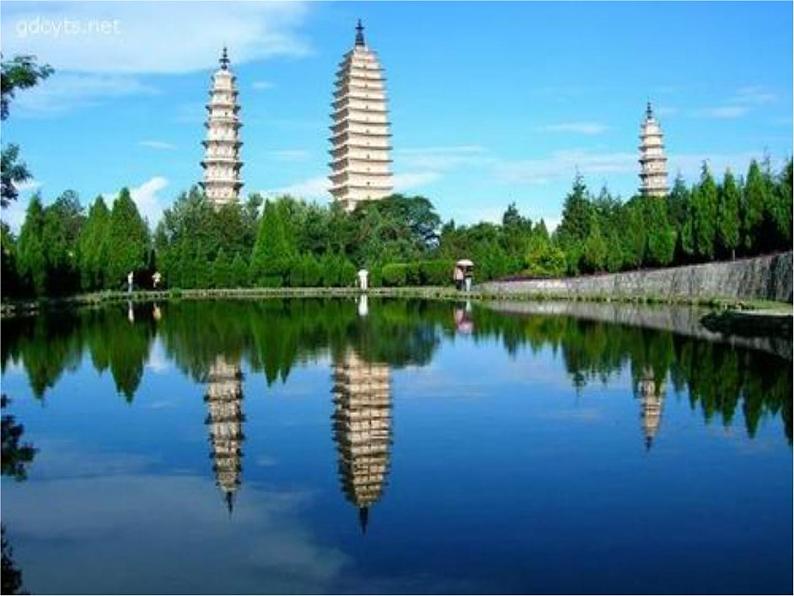 部编本八年级上语文第17课《昆明的雨》(共55张PPT)06