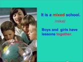 2022八年級英語上冊Unit2SchoollifeReading1課件新版牛津版
