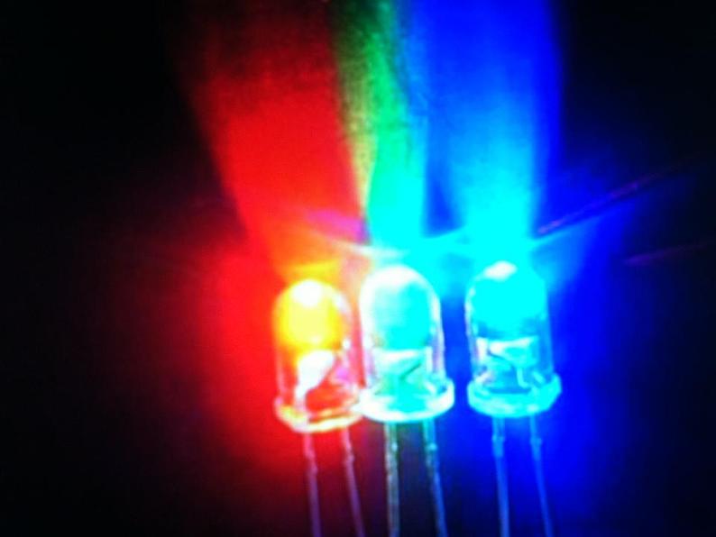 人教版八年级物理上册-4.1光的直线传播-课件06