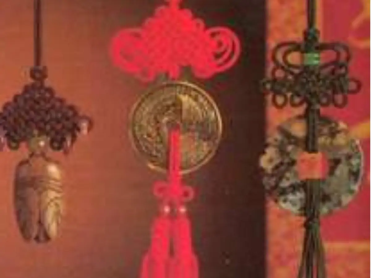幼儿园大班语言活动课件：美丽的中国结第2页