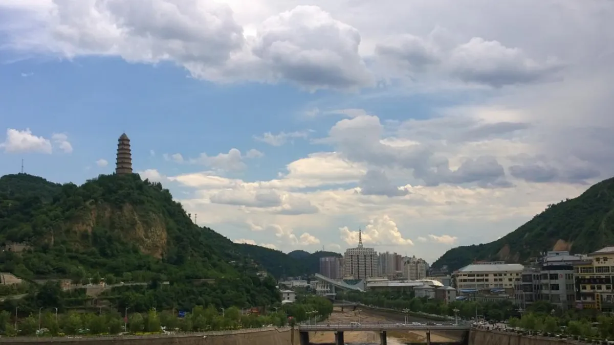 2《 回延安》【2022新课标】课件第4页