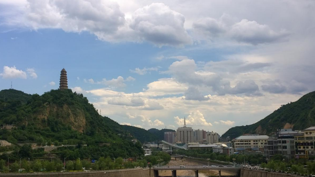 2《 回延安》【2022新课标】课件第4页